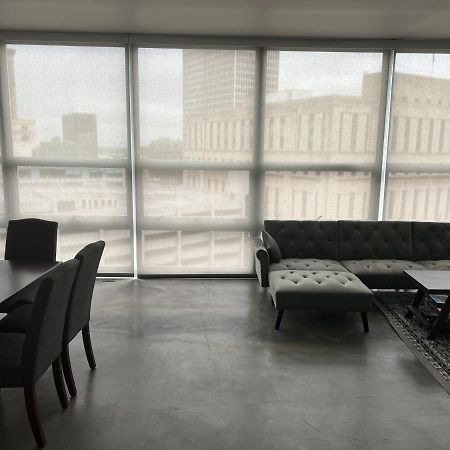 "Arrons Place" At The Griswold Detroit Ngoại thất bức ảnh
